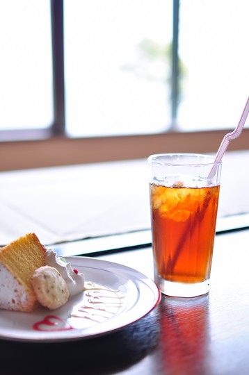 カフェのテーブル.jpg